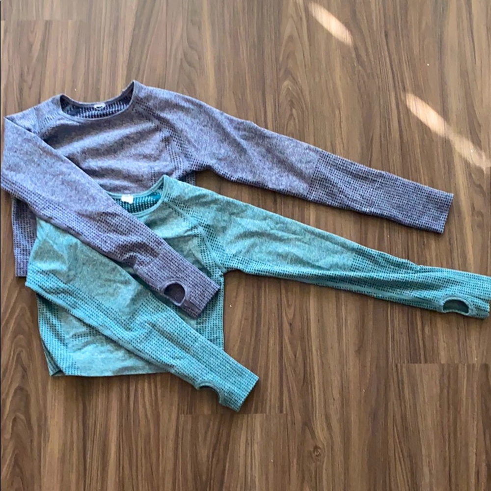 Athletic crop tops